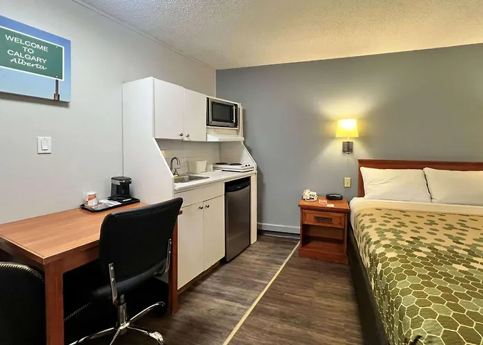 Econo Lodge Motel Village