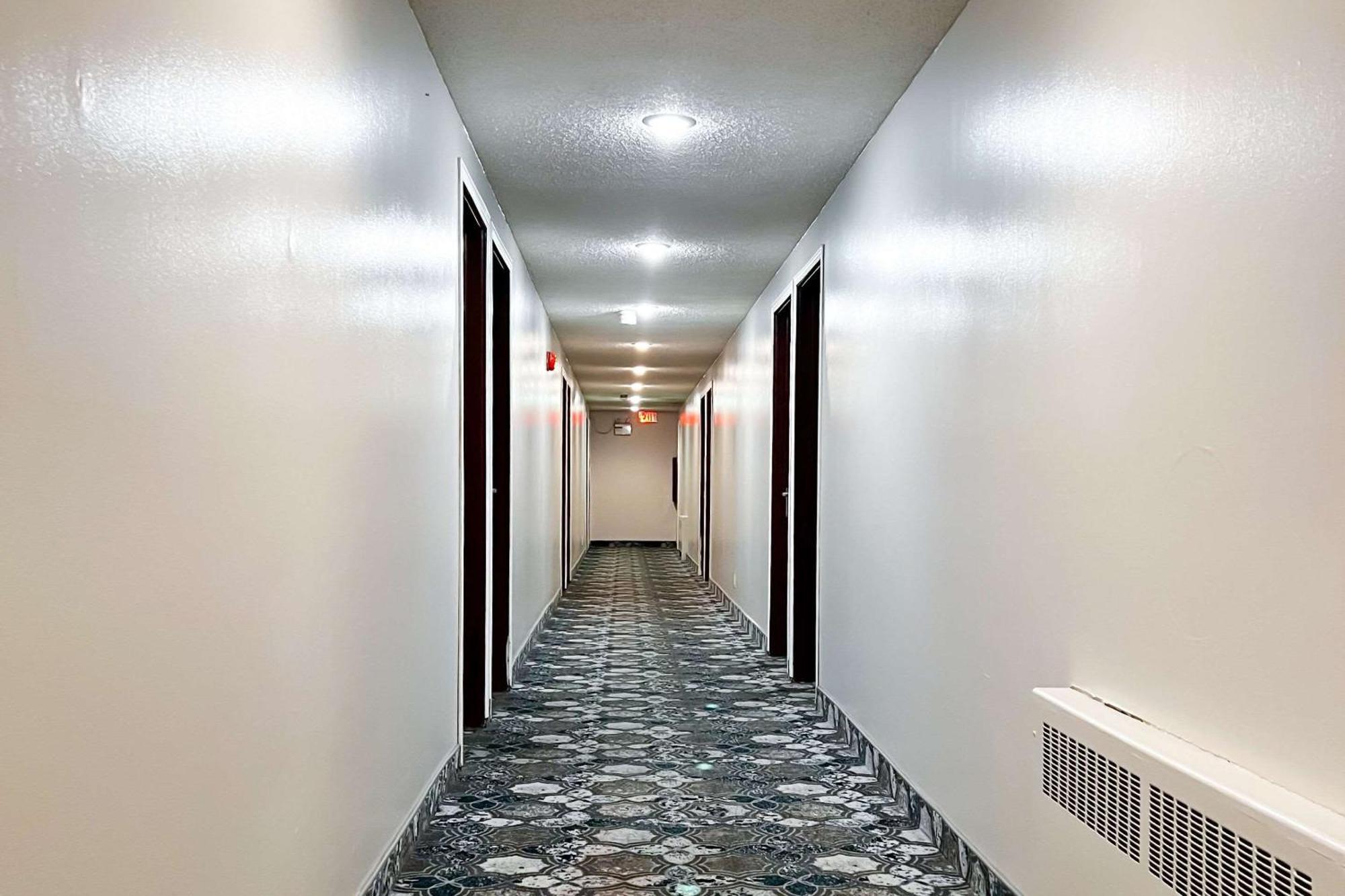 Lodge Econo Village