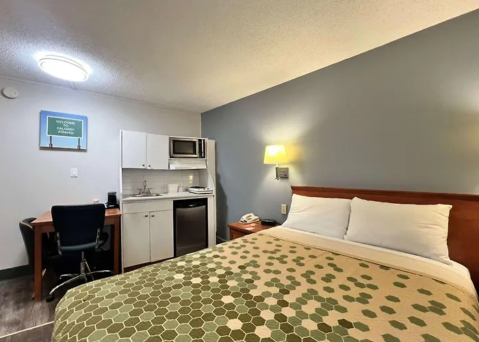 Econo Lodge Motel Village