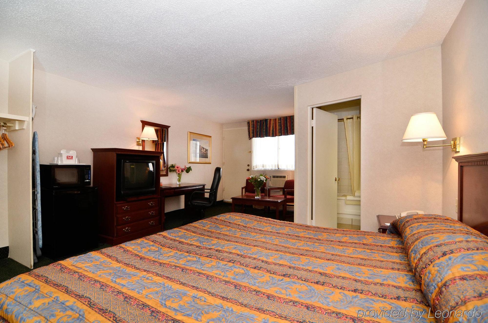 Lodge Econo Village *