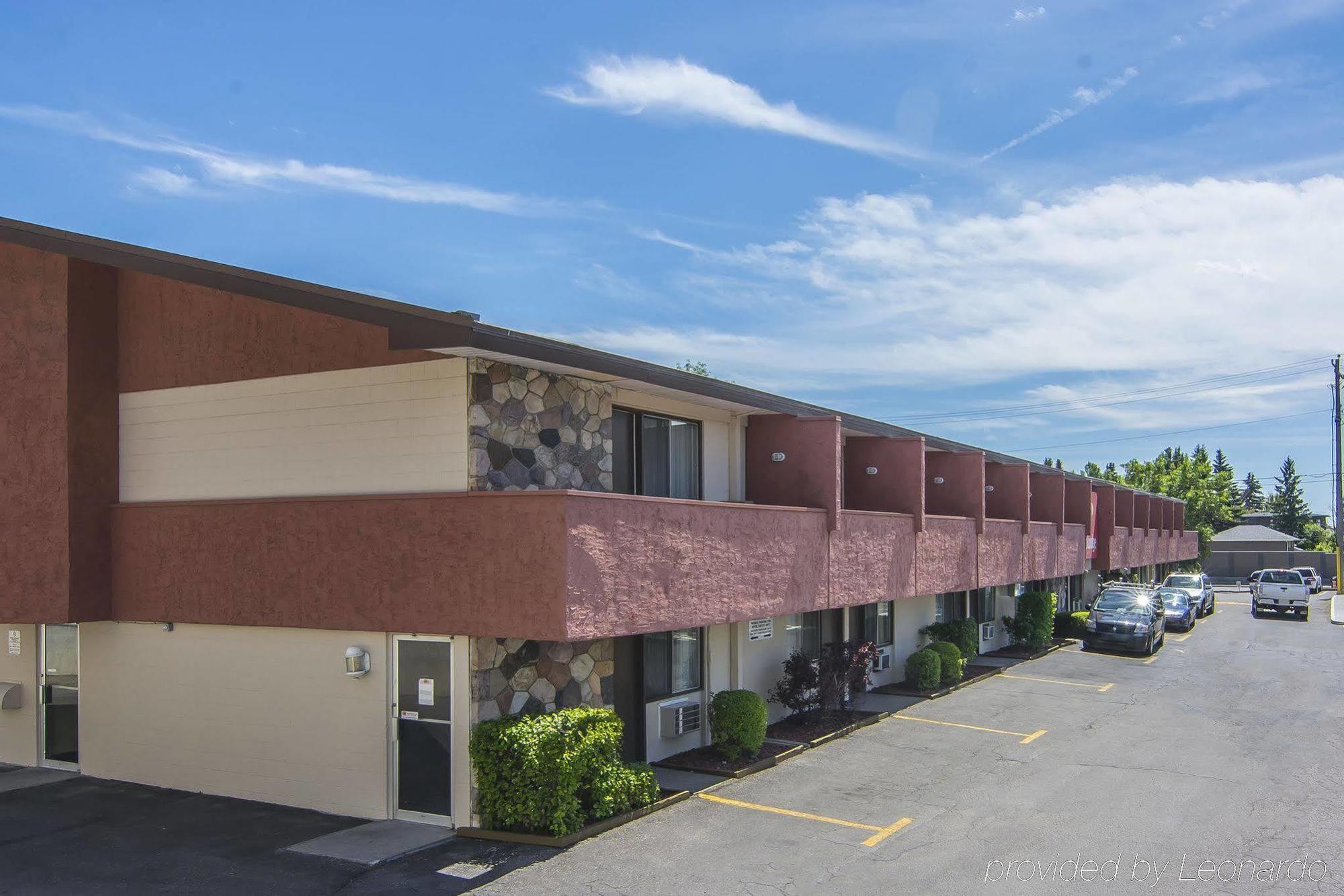 Lodge Econo Village Calgary